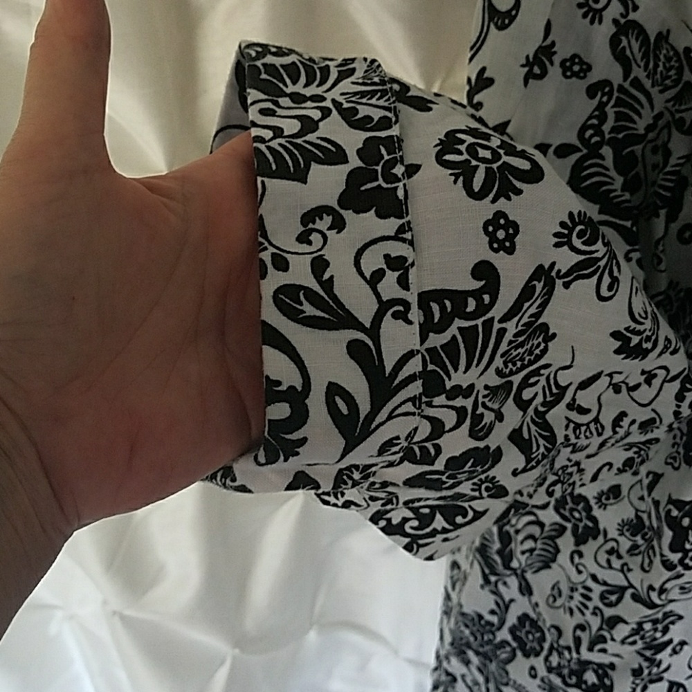 Linen Top - Picture 3 of 3